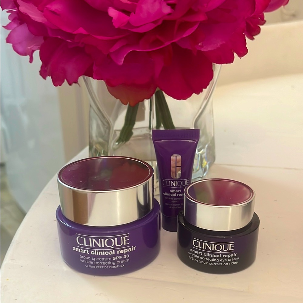 Clinique Smart Clinical Repair Correcting Cream,
Eye Cream and Serum